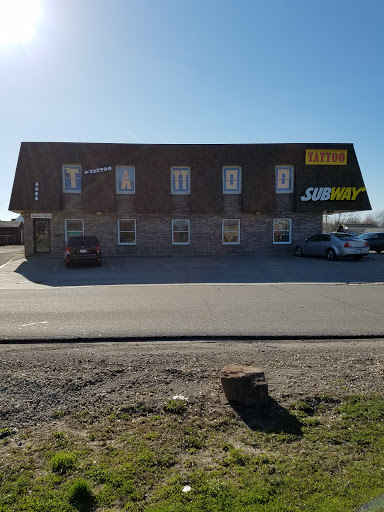 Tattoo Shop «Illustrator Tattoos», reviews and photos, 38505 Chestnut Ridge Rd, Elyria, OH 44035, USA