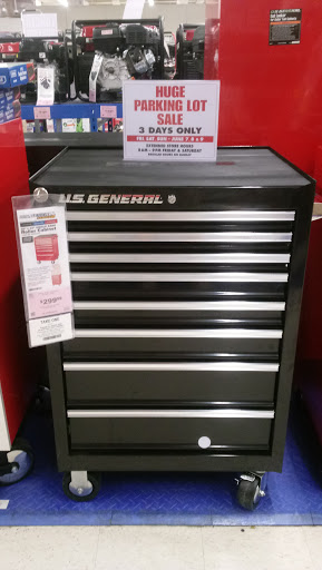 Hardware Store «Harbor Freight Tools», reviews and photos, 374 Mall Cir Dr, Monroeville, PA 15146, USA