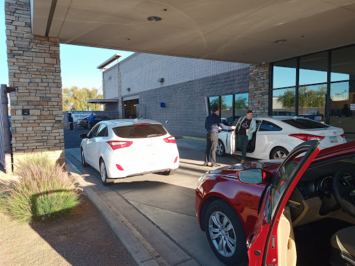 Hyundai Dealer «San Tan Hyundai», reviews and photos, 3252 S Auto Way, Gilbert, AZ 85297, USA