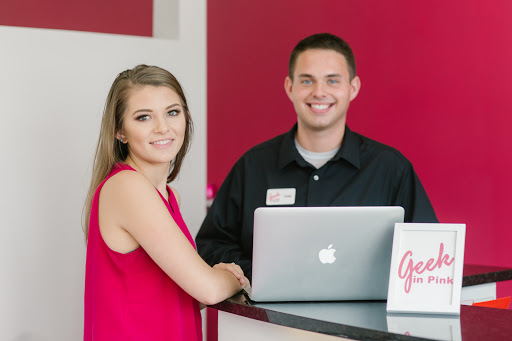 Computer Repair Service «Geek in Pink Computer Repair», reviews and photos, 996 S State Rd 135, Greenwood, IN 46143, USA