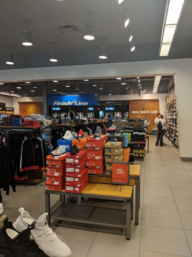 Shoe Store «Finish Line», reviews and photos, 4200 Conroy Rd #120, Orlando, FL 32839, USA
