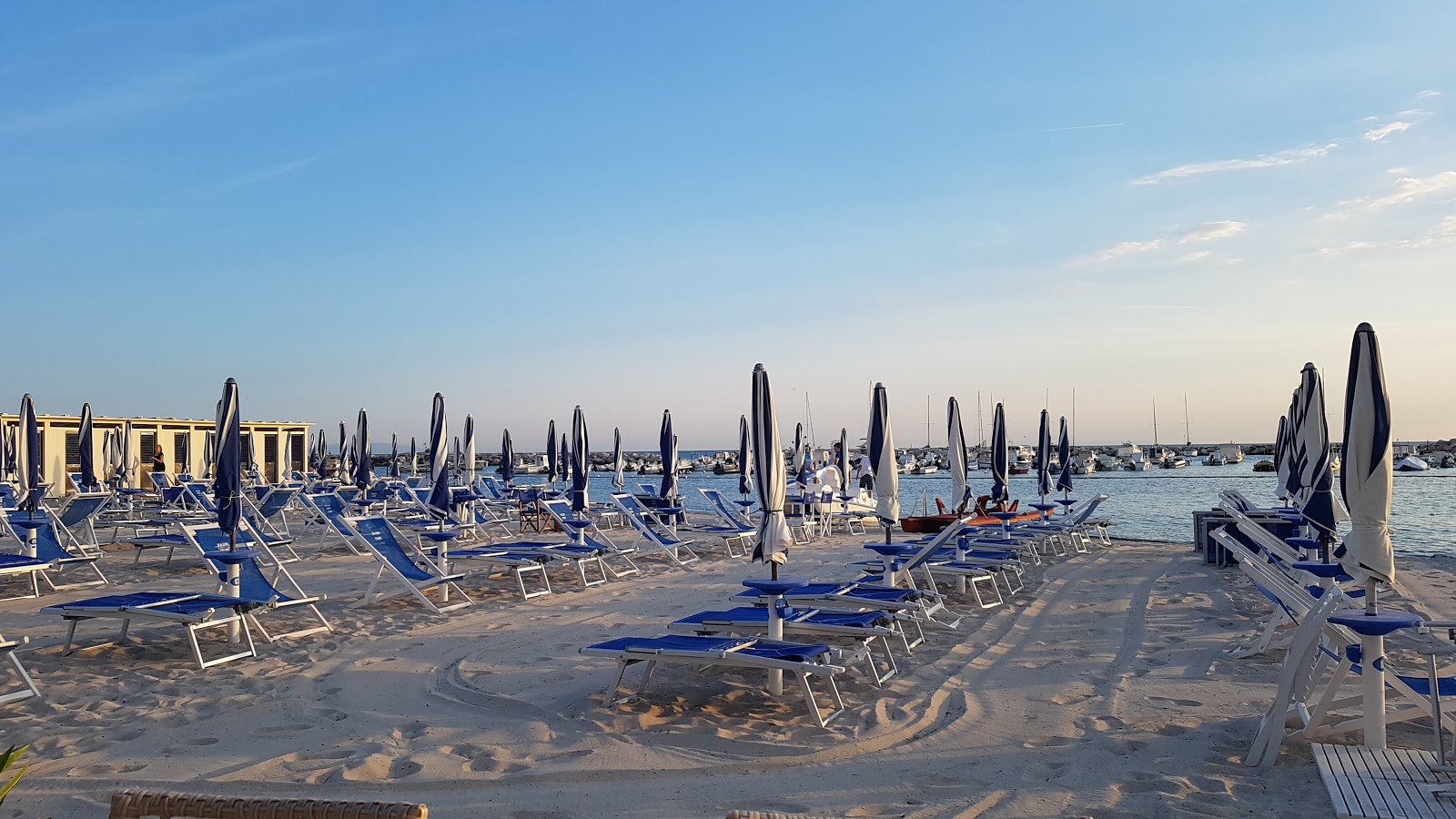 Foto de Spiaggia Di Domani área de complejo turístico de playa