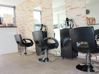 Glamour Hair & Beauty Salon