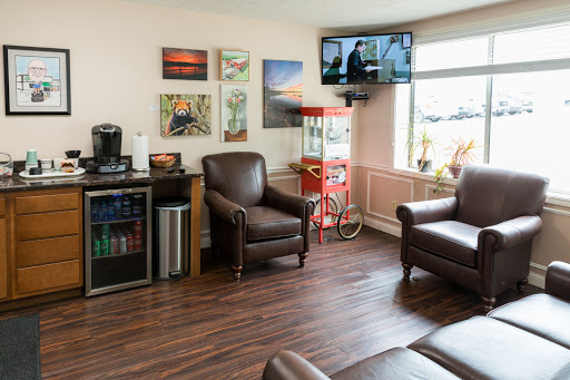 Auto Repair Shop «Community Car Care», reviews and photos, 1047 Perkins Dr, Alexandria, KY 41001, USA