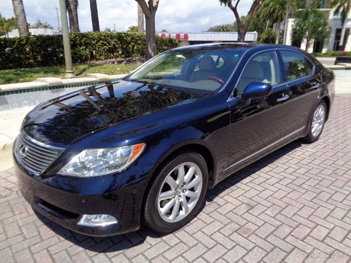 Used Car Dealer «Rolling Wheels Inc», reviews and photos, 125 E Sunrise Blvd, Fort Lauderdale, FL 33304, USA