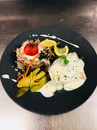 Photo n°46 de Les tables de l’étang à Montagny-les-Lanches ()