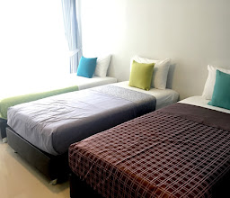 Happy House Hostel Bangkok photo