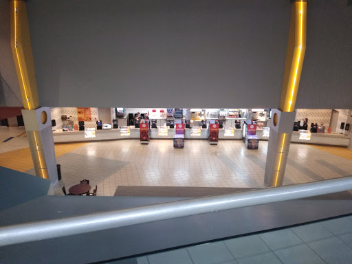 Movie Theater «Regal Cinemas Park Place 16 & RPX», reviews and photos, 7200 US-19, Pinellas Park, FL 33781, USA