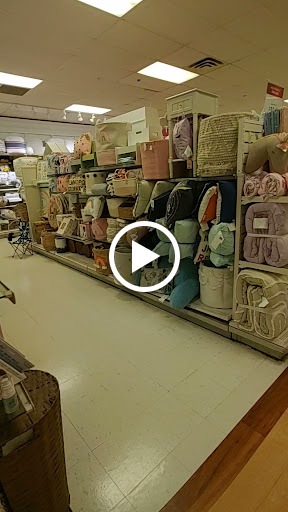 Department Store «Marshalls & HomeGoods», reviews and photos, 6128 Grand Ave, Gurnee, IL 60031, USA