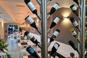 D'wine Gulla Restaurant image
