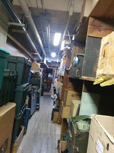 Army & Navy Surplus Shop «H & H Outdoors», reviews and photos, 424 N Eutaw St, Baltimore, MD 21201, USA
