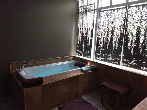 Day Spa «Complexions Spa for Beauty & Wellness», reviews and photos, 268 Broadway, Saratoga Springs, NY 12866, USA