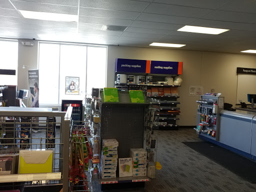 Print Shop «FedEx Office Print & Ship Center», reviews and photos, 4417 Hartwick Rd, College Park, MD 20740, USA