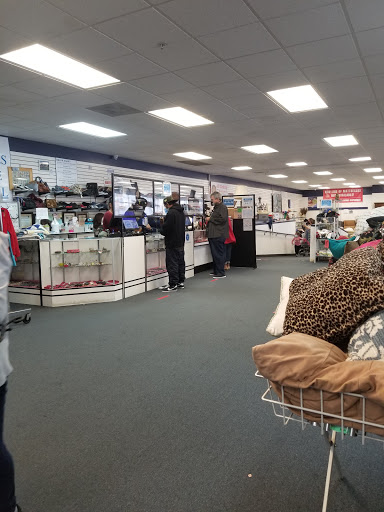 Thrift Store «Society of St. Vincent de Paul Long Beach Thrift Store», reviews and photos