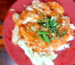 พี่ฝน ข้าวมันไก่ตอน ข้าวขาหมู photo