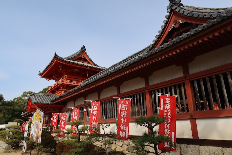 伊佐爾波神社 回廊（国指定重要文化財）