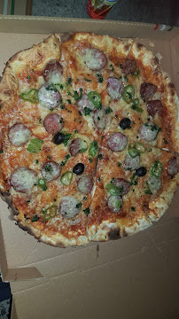 Plats et boissons du Pizzeria kaban à pizza à Saint-Leu - n°6