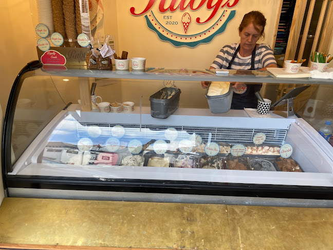 Ruby's Ice Cream - Truro