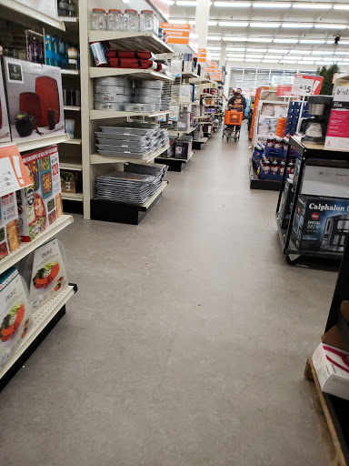 Discount Store «Big Lots», reviews and photos, 6282 Pearl Rd, Parma Heights, OH 44130, USA