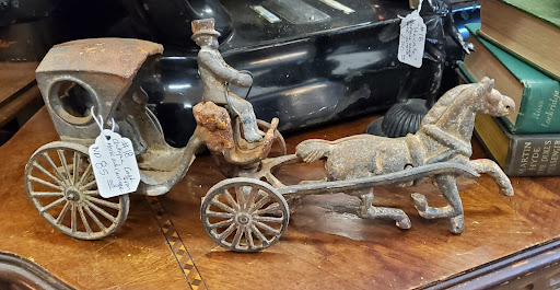 Antique Store «M & M Antiques & Collectibles», reviews and photos, 123 N Lewis St, Monroe, WA 98272, USA