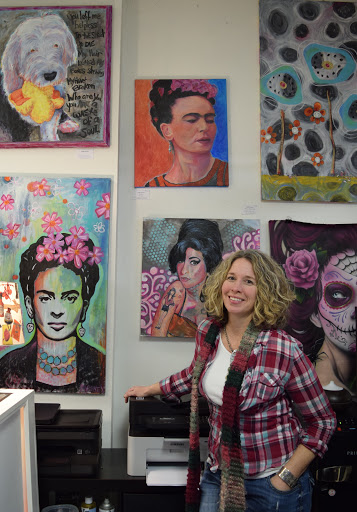 Tattoo Shop «Funky Rooster Tattoo and Art Gallery», reviews and photos, 73 S Grove Ave, Elgin, IL 60120, USA