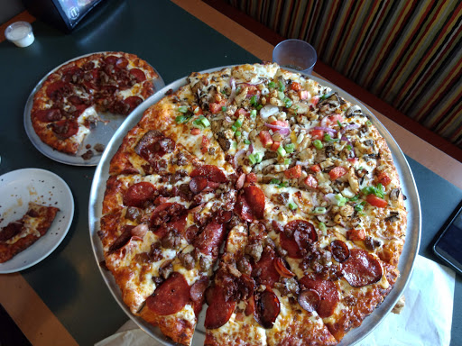 Pizza Restaurant «Round Table Pizza», reviews and photos, 2690 41st Ave, Soquel, CA 95073, USA