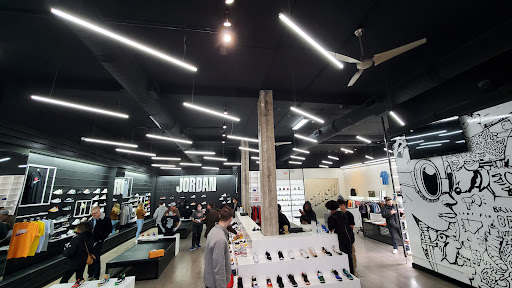 Shoe Store «Stash», reviews and photos, 1250 N Milwaukee Ave, Chicago, IL 60622, USA