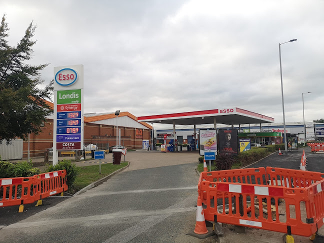 Esso Petrol Station - Hull