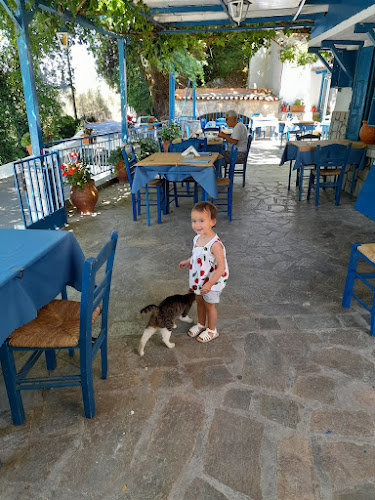 Pera Vrisi - Εστιατόριο