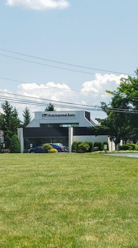 Bank «First National Bank», reviews and photos
