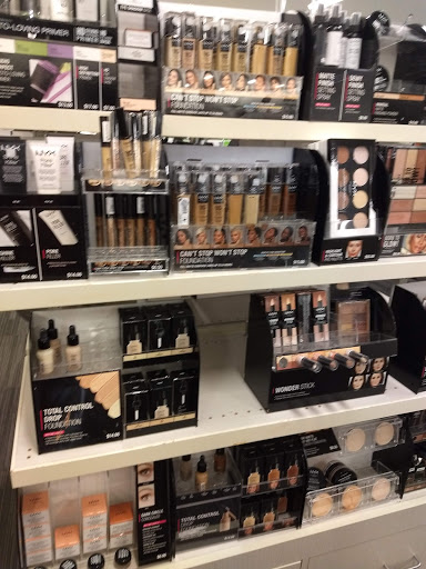 Department Store «Nordstrom Rack Tempe Marketplace», reviews and photos, 1900 E Rio Salado Pkwy, Tempe, AZ 85281, USA