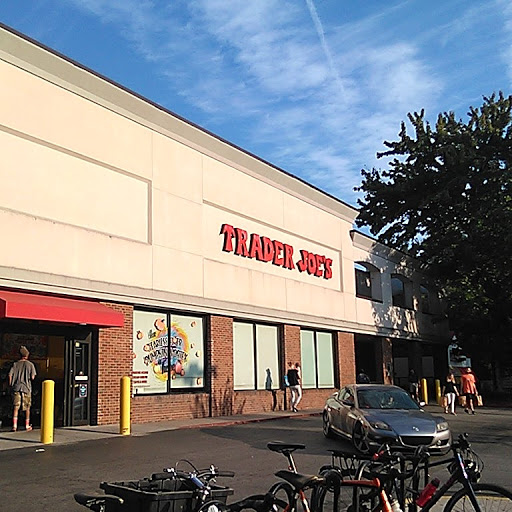 Shopping Mall «Midtown Promenade», reviews and photos, 931 Monroe Dr NE, Atlanta, GA 30306, USA