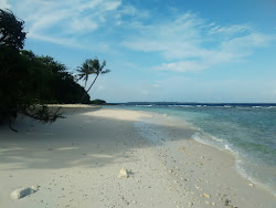 Maalhos Island Beach'in fotoğrafı ve yerleşim
