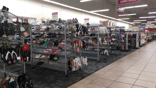 Clothing Store «Burlington Coat Factory», reviews and photos, 229 NJ-73, Marlton, NJ 08053, USA