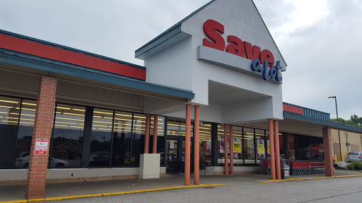 Grocery Store «Save-A-Lot», reviews and photos, 3333 Manchester Rd #1, Akron, OH 44319, USA