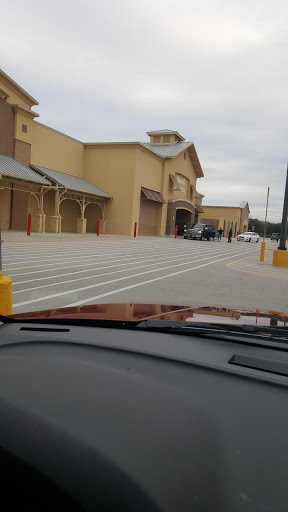 Department Store «Walmart Supercenter», reviews and photos, 7450 Cypress Gardens Blvd, Winter Haven, FL 33884, USA