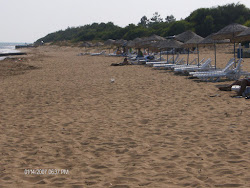 Yumurtalık Plajı'in fotoğrafı düz ve uzun ile birlikte