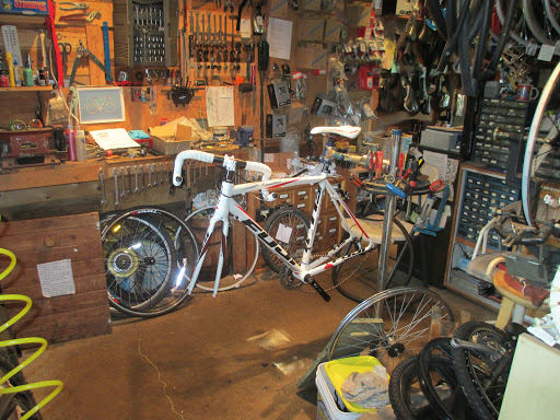 Bicycle Store «Wonder Lake Bicycle», reviews and photos, 4308 East Dr, Wonder Lake, IL 60097, USA