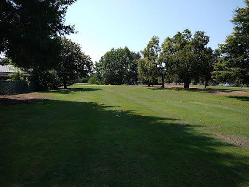 Public Golf Course «Lake Oswego Public Golf Course», reviews and photos, 17525 SW Stafford Rd, Lake Oswego, OR 97034, USA