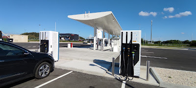 Station V-GAS / Proviridis - GNL-GNC-IRVE à Dourges