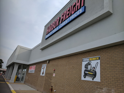 Hardware Store «Harbor Freight Tools», reviews and photos, 3320 Holland Road, Virginia Beach, VA 23452, USA