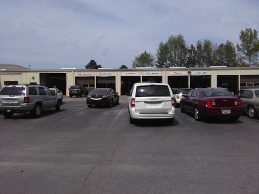 Car Dealer «Mike Duman Auto Sales», reviews and photos, 2300 Godwin Blvd, Suffolk, VA 23434, USA