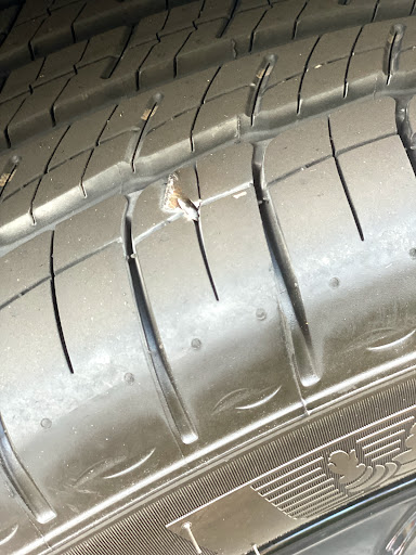 Tire Shop «Dobbs Tire & Auto Centers», reviews and photos, 2466 Troy Rd, Edwardsville, IL 62025, USA