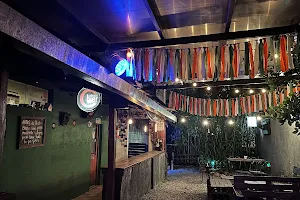 Porfiado Bar image