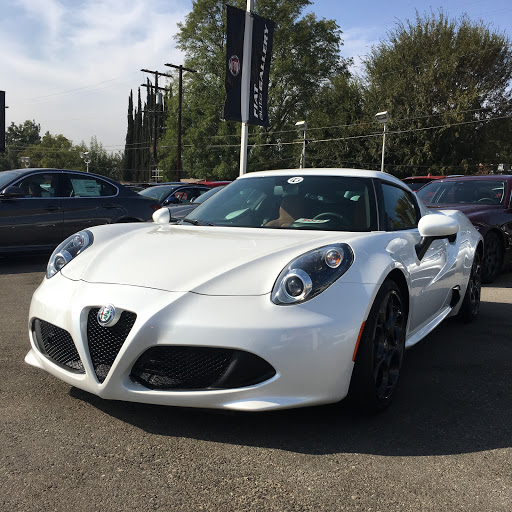 Van Nuys Alfa Romeo image