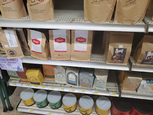 Grocery Store «Handy Market, Wine Store, Craft Beer Shop, Bottle Shop, Choice Meats», reviews and photos, 2514 W Magnolia Blvd, Burbank, CA 91505, USA