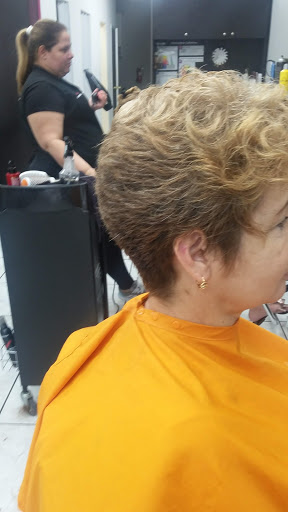 Beauty Salon «Michaels Beauty Salon», reviews and photos, 3110 W 76th St, Hialeah, FL 33018, USA