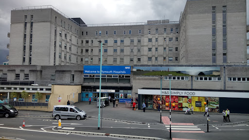 Private hospitals Plymouth
