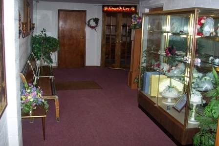 Pat's Oak Manor 53172