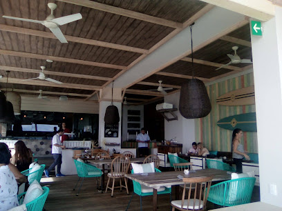 C-Grill - Calle 8 y playa S/N, 77710 Playa del Carmen, Q.R., Mexico